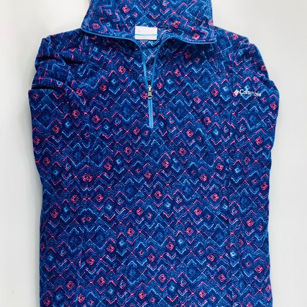 Columbia sweater